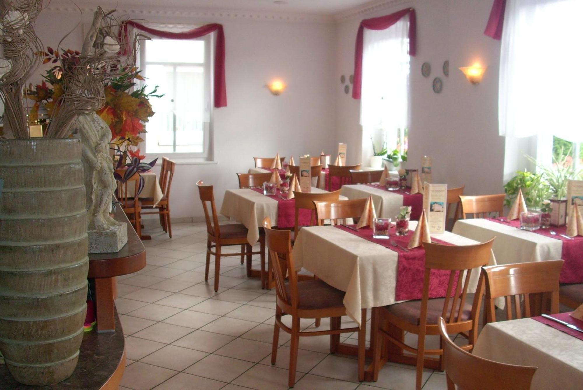 Komforthotel-Restaurant Wuerttemberger Hof 바트사울가우 외부 사진